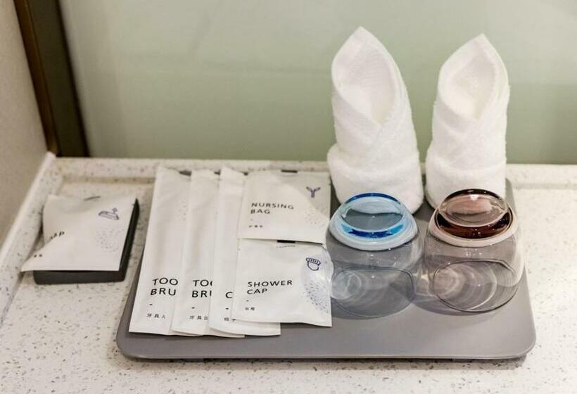 Lavande Hotels·guangzhou Jingxi Southern Hospital Metro Station