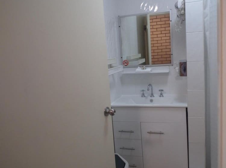 מוטל Bega Southtown Motor Inn