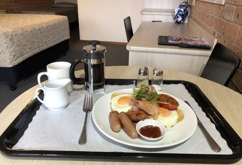 汽车旅馆  Cardiff Motor Inn