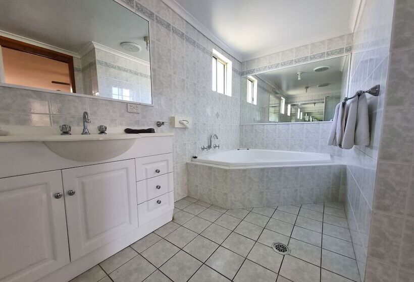 مُتل Cardiff Motor Inn