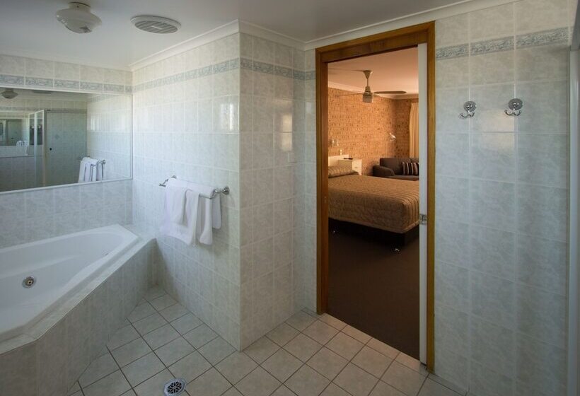 汽车旅馆  Cardiff Motor Inn