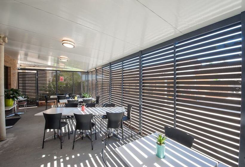 מוטל Jacaranda Place Motor Inn