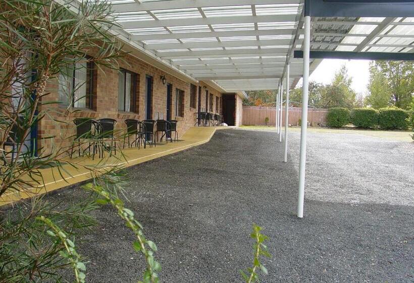 מוטל Tally Ho Motor Inn