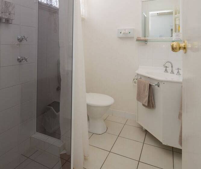 מוטל Tally Ho Motor Inn