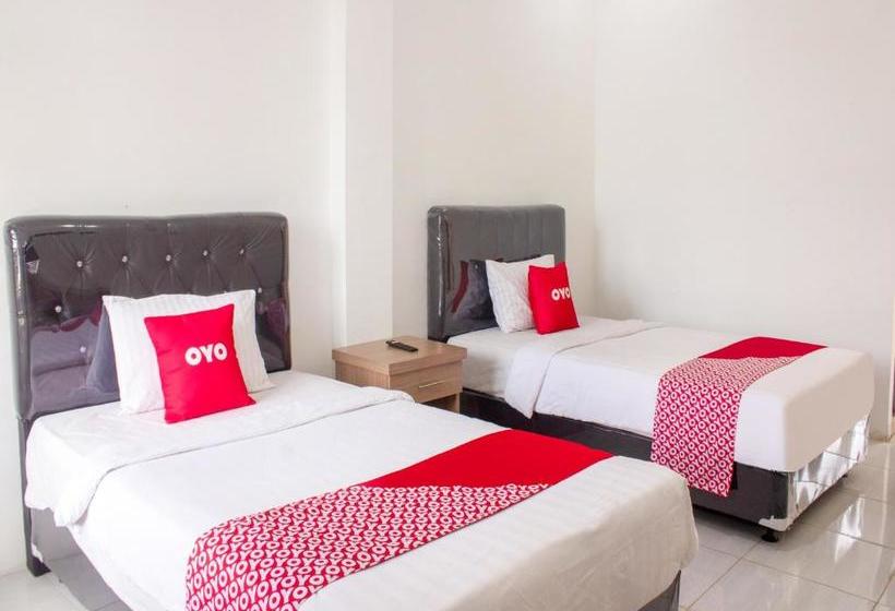 Oyo 3699 Edotel Smkn 1 Cipanas Syariah