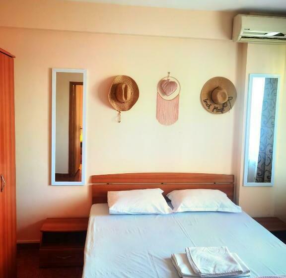 بنسيون Casa Laura