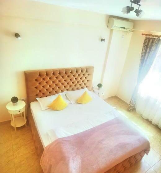 بنسيون Casa Laura