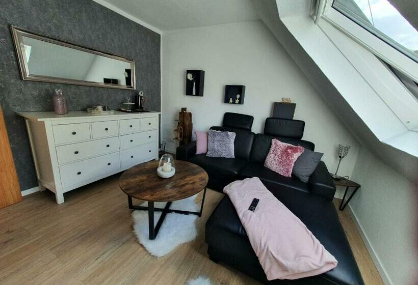 ペンション Gästehaus Burgberg, Weinhaus Fries