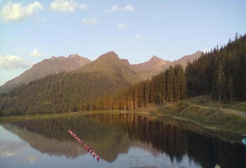 بنسيون Haus Leo