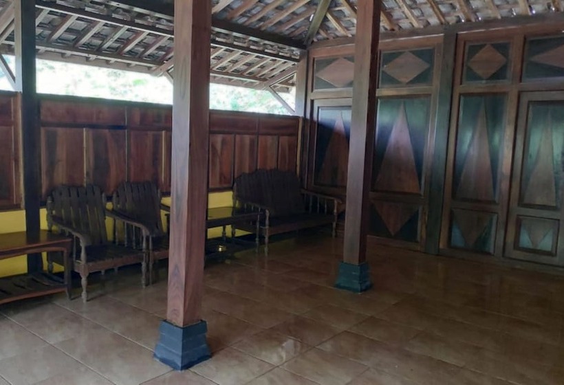 펜션 Homestay Ngudi