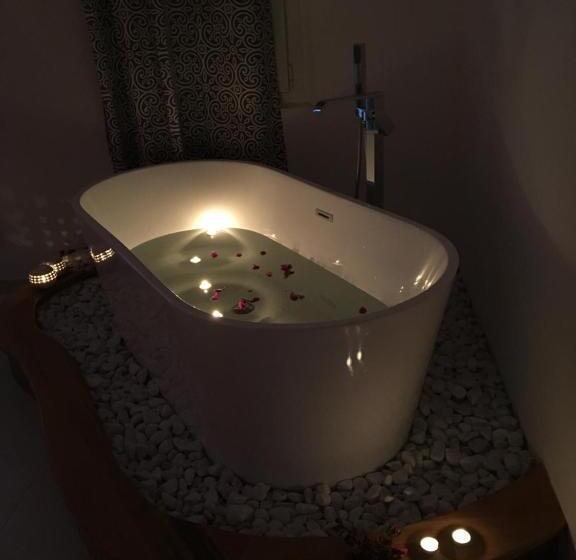 بنسيون Intra Rooms