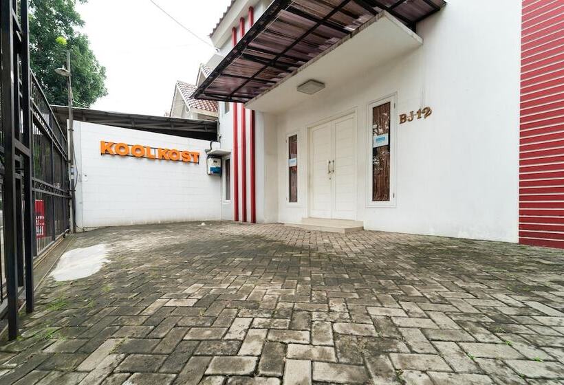 ペンション Koolkost Syariah Near Teraskota Bsd