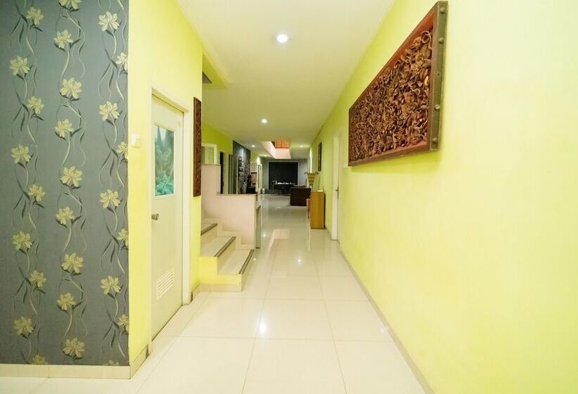 ペンション Koolkost Syariah Near Teraskota Bsd