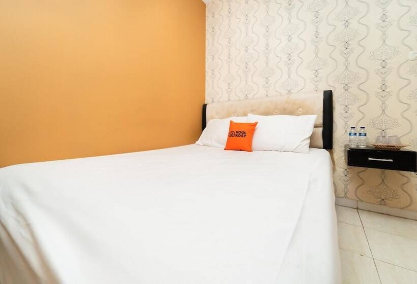 ペンション Koolkost Syariah Near Teraskota Bsd