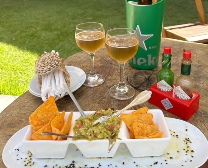 פנסיון Lá Em Casa   Guest House