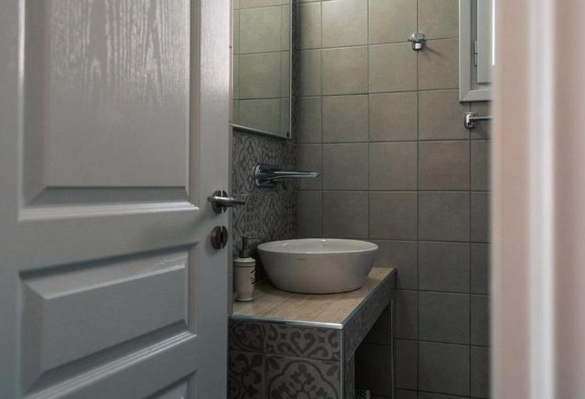 פנסיון Meropi Rooms