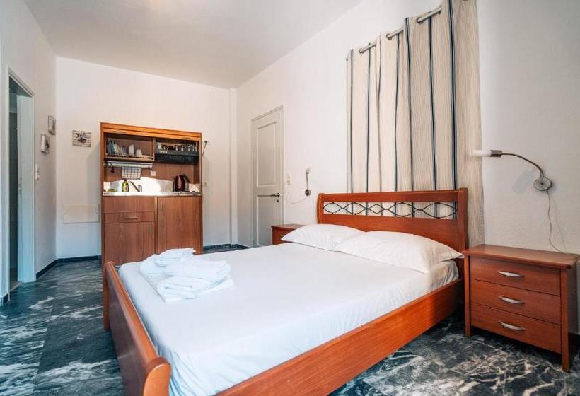 פנסיון Meropi Rooms