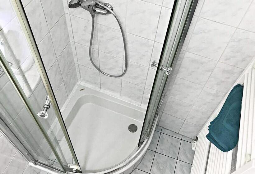 پانسیون Penzión Pod Bránou