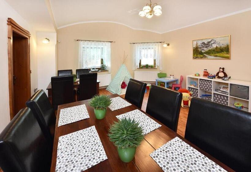 펜션 Penzión Víchrica