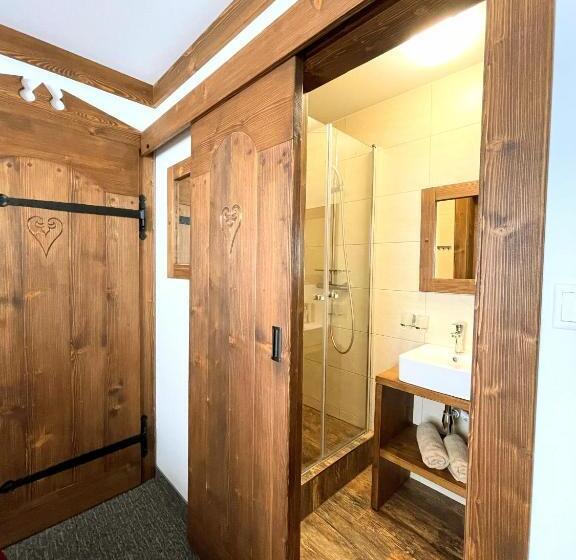 پانسیون Spa & Wellness Penzión Zorhill