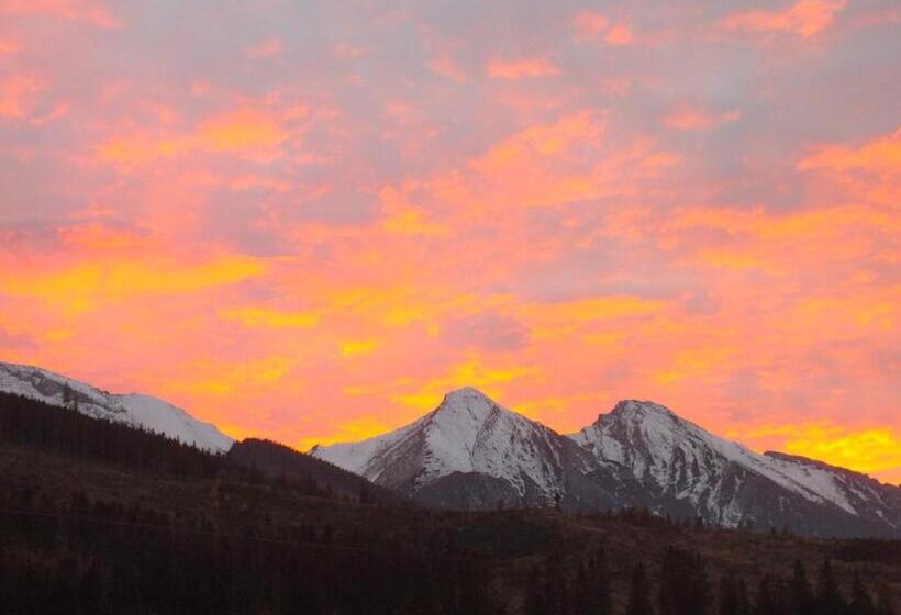 پانسیون Spa & Wellness Penzión Zorhill