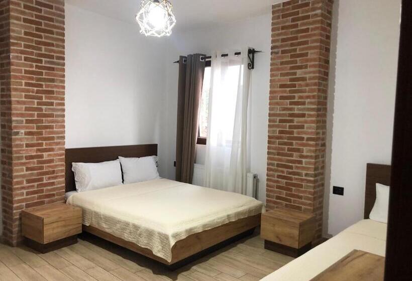 פנסיון Vila Ilo