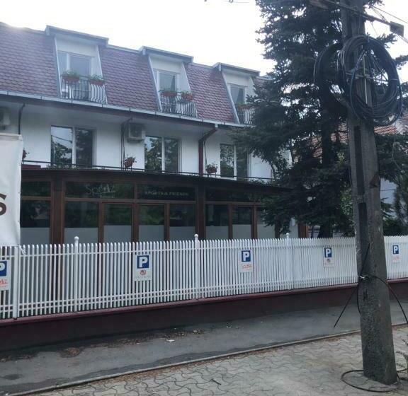 פנסיון Villa Rosa