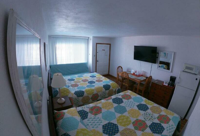 Sea Chest Motel