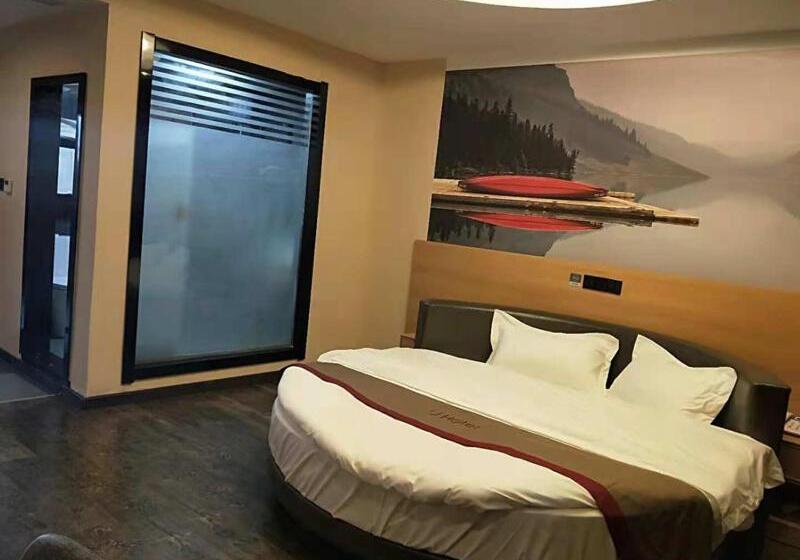 Thank Inn Chain Hotel Anhui Fuyang Funan County Department Store