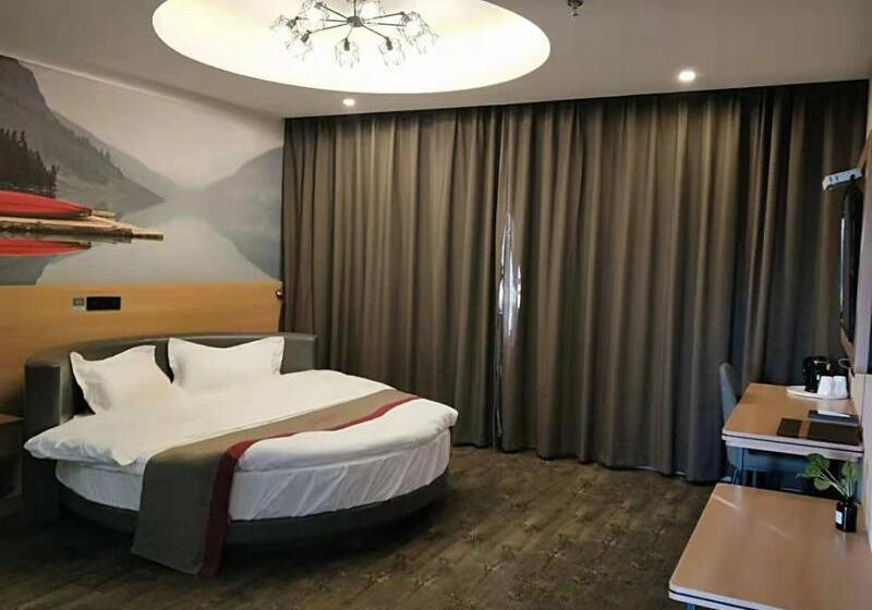 Thank Inn Chain Hotel Anhui Fuyang Funan County Department Store