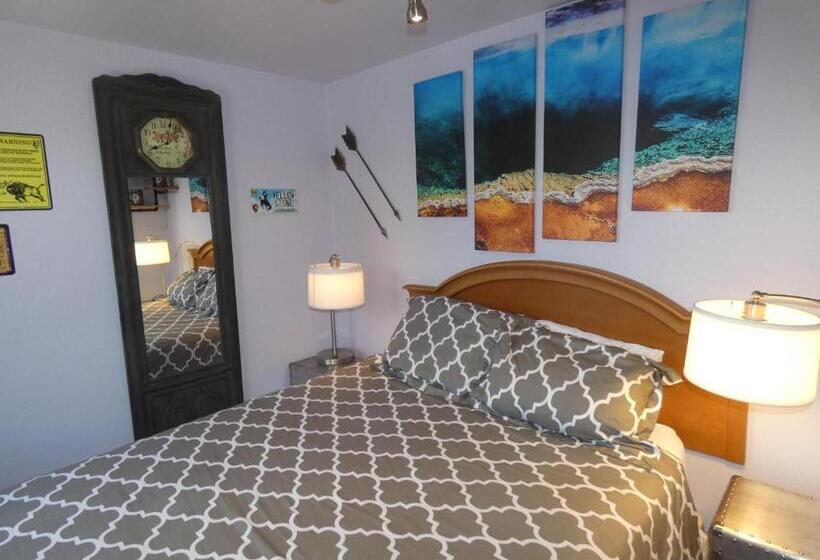 Yellowstone Motel   Adults Only   All Rooms Have Kitchens