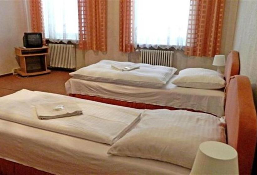 هاستل Tourist Room Maria