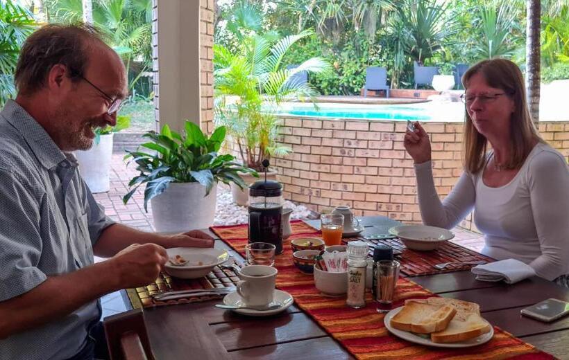 Annas Bed And Breakfast