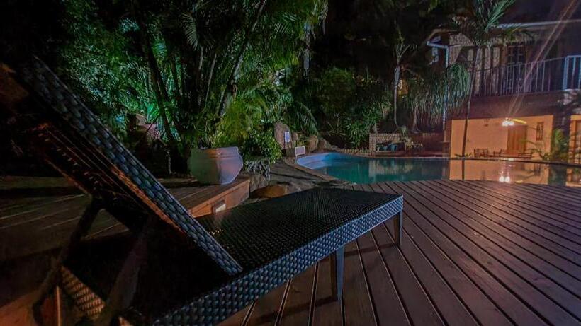 Annas Bed And Breakfast