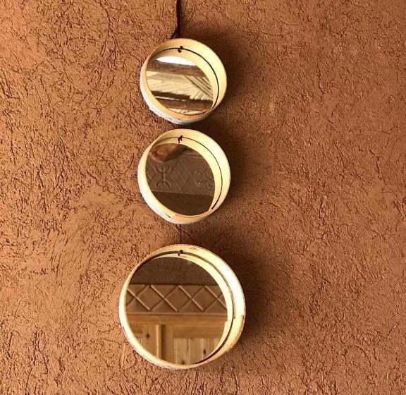 تختخواب و صبحانه Berber Nomad Kasbah