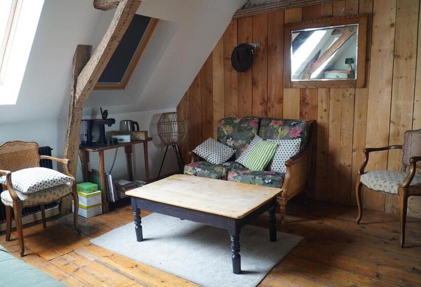 مبيت وإفطار Chambres D'hôtes Le Carillon