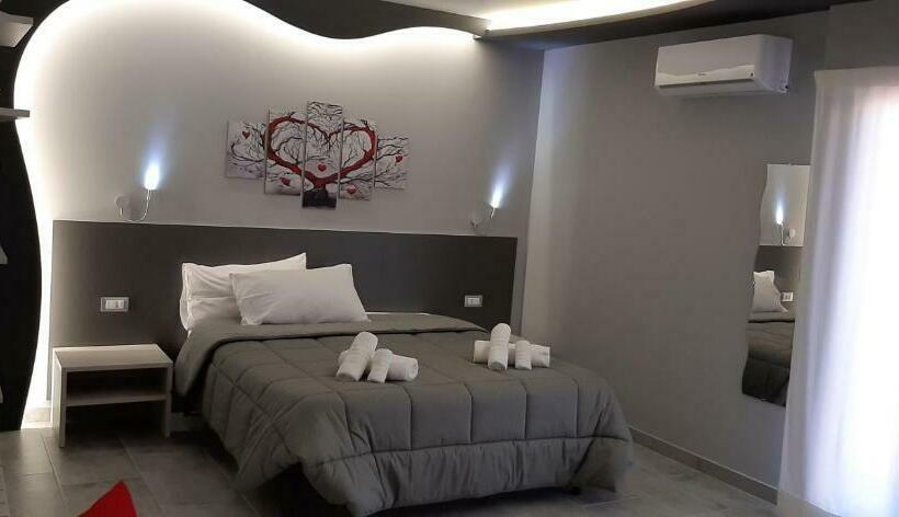 مبيت وإفطار Donjon Suite Centro Storico