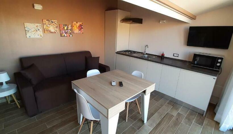 مبيت وإفطار Donjon Suite Centro Storico