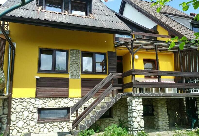 مبيت وإفطار Penzión Skitour