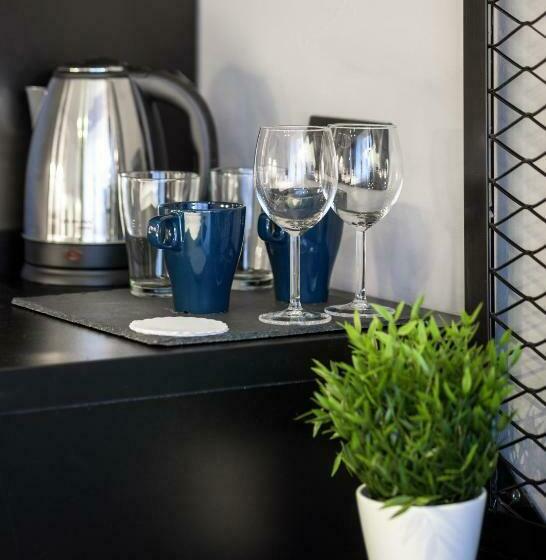 هتل 7 Rooms Suites