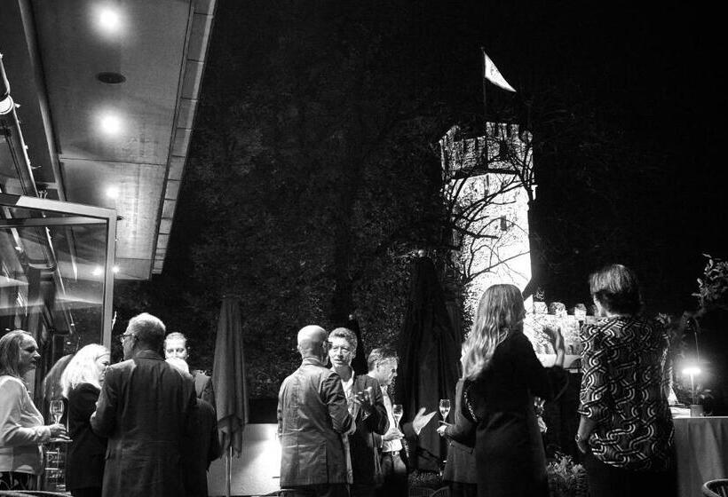 فندق Burg & Gästehaus By Schwarzenstein