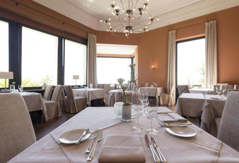 فندق Burg & Gästehaus By Schwarzenstein