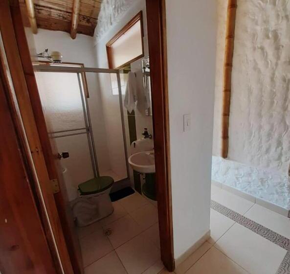 בית מלון כפרי Campestre Inaoska Ecospa