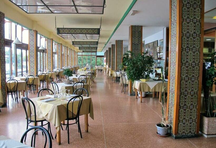 בית מלון כפרי Capo Noli