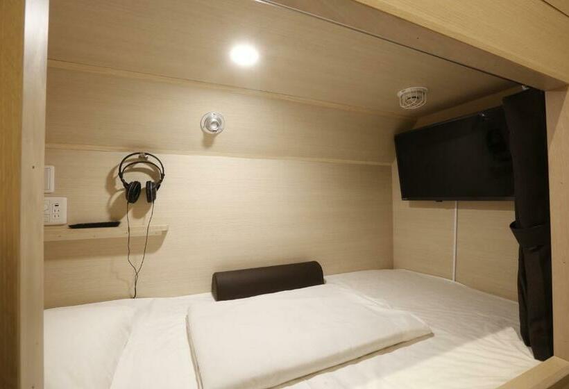 Капсульный Oтель Grand Cabin Tenjin Minami