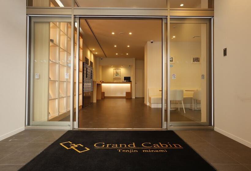 Капсульный Oтель Grand Cabin Tenjin Minami