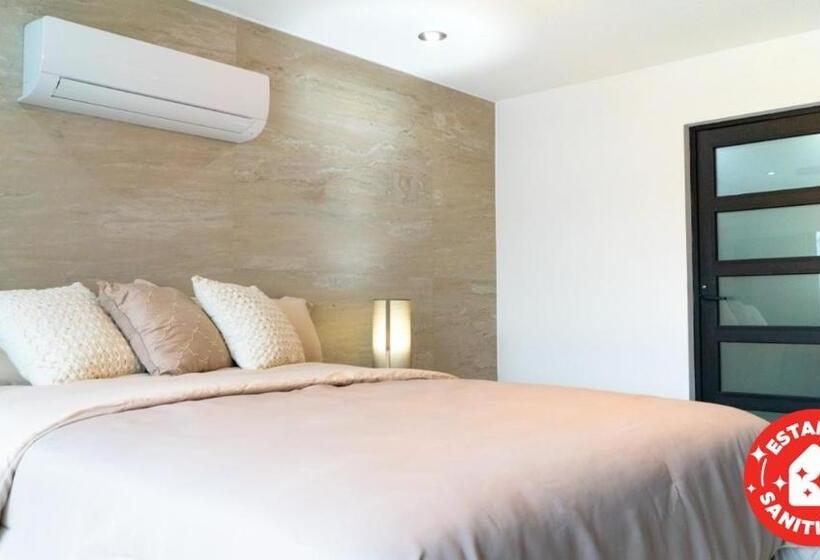 בית מלון כפרי Econosuites Fundidora