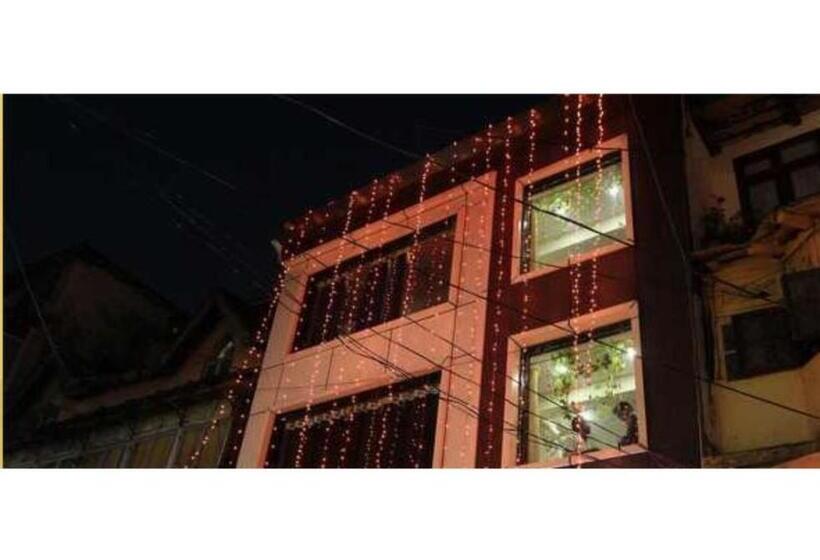 בית מלון כפרי Excellent Stay At Mall