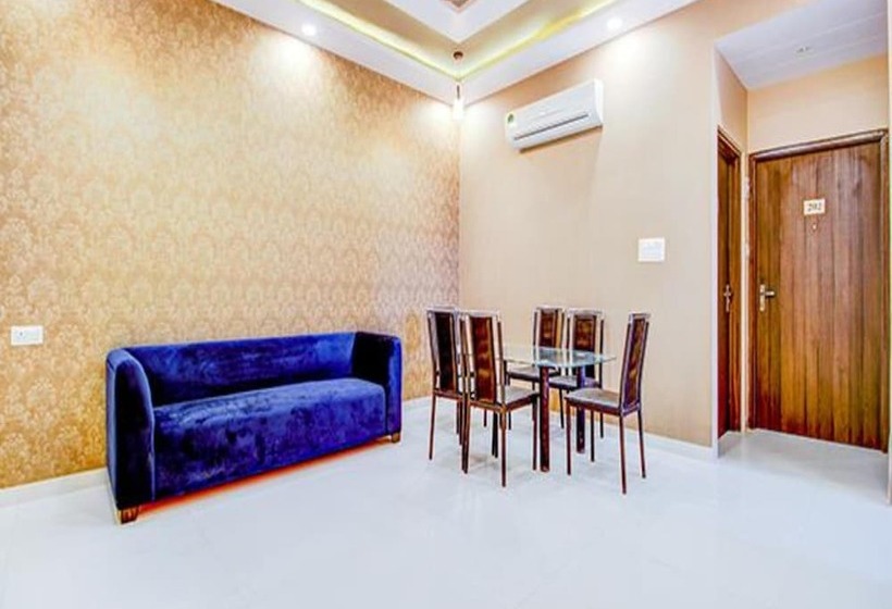 Fabhotel 7th Crossing Malviya Nagar