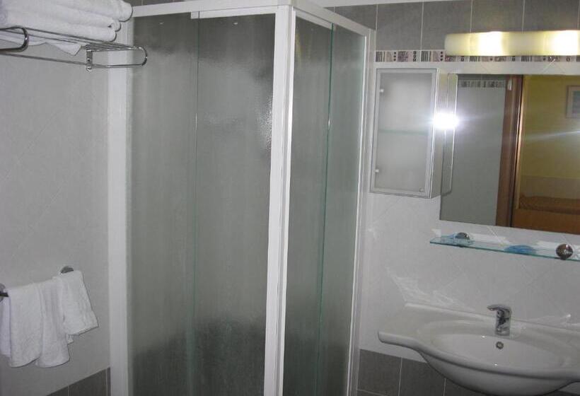 Отель Garnì Anna